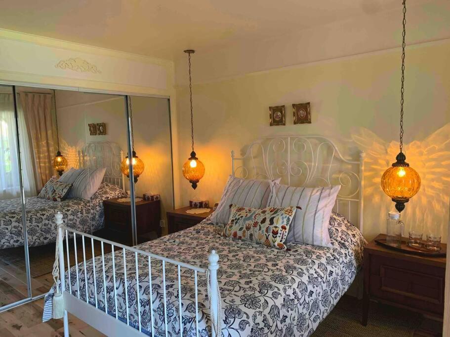 Havre Chez Guylaine Apartamento Laval Exterior foto